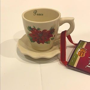 Cracker Barrel collectible Christmas cup.